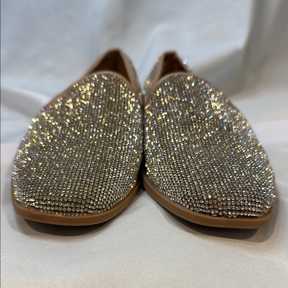 Chelsea & Violet, Silver Bling Shoes, Flats, Sz 7, Rhinestone Crystals, Shiny - Picture 6 of 11